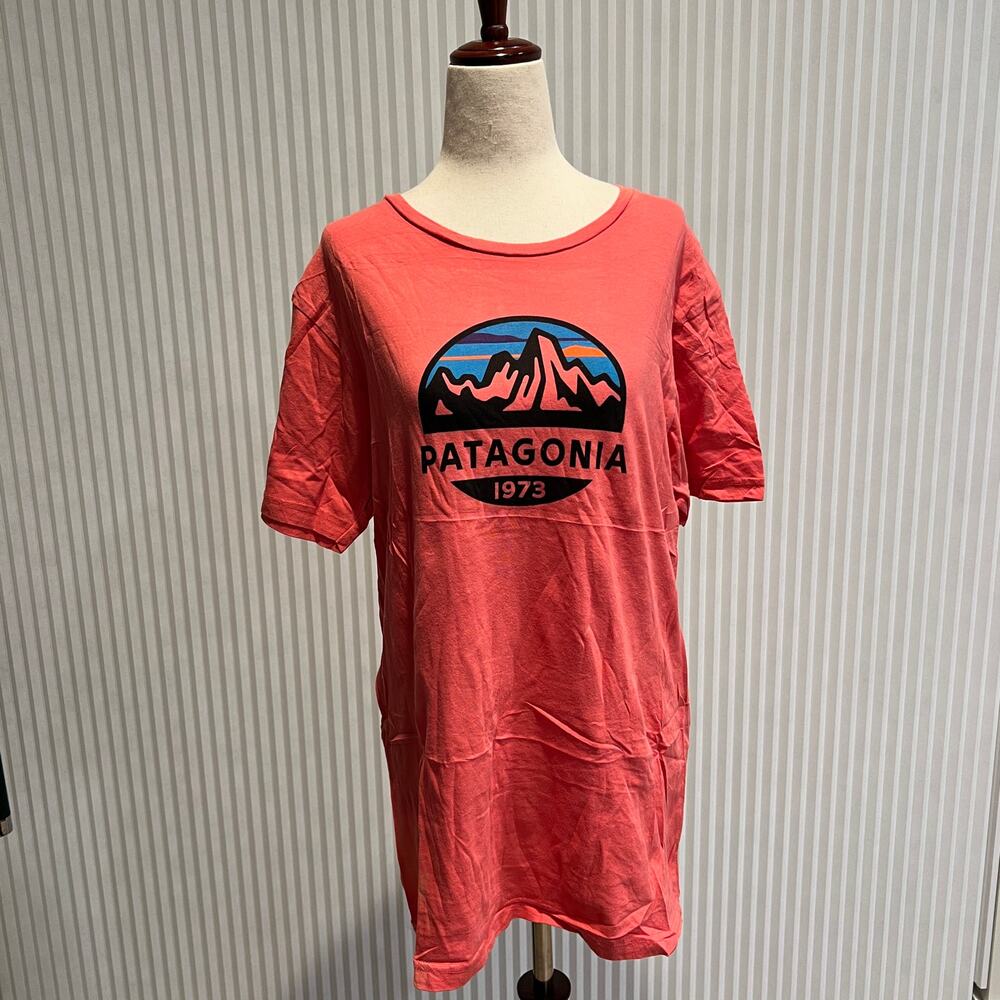 PATAGONIA Men's Fitz Roy Scope Organic T-Shirt Size M In Spiced Coral Red - Picture 3 of 9